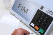 TRE-BA inicia força-tarefa para testar mais de mil urnas eletrônicas focando nas Eleições 2026