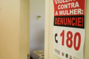 Senado determina a divulgação em larga escala do Ligue 180, o serviço telefônico de denúncias de violência contra a mulher