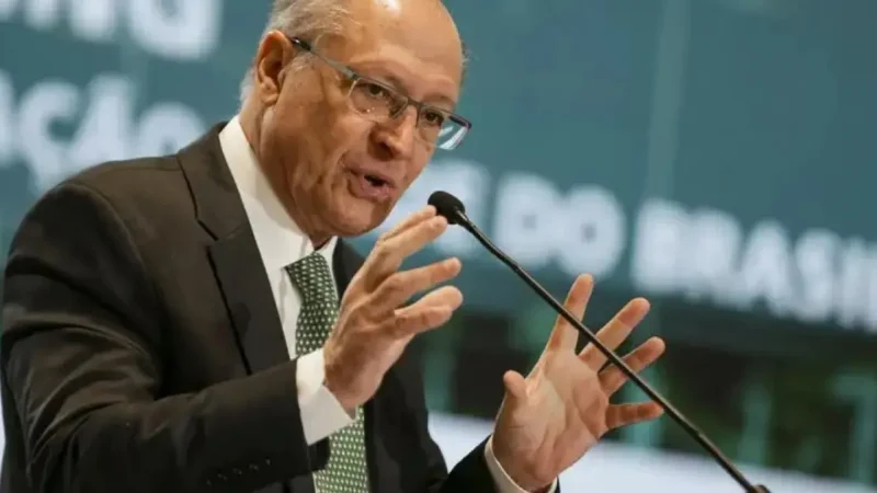Alckmin diz que Brasil usará reciprocidade em ‘momento adequado’ após novas tarifas dos EUA