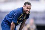 Após eliminação na Copa, Neymar se reapresenta ao Santos nesta sexta para discutir futuro