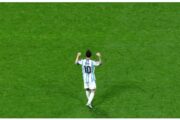 Argentina vence o Egito de virada e está nas quartas de final da Copa