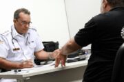 Concurso para PM e Bombeiros na Bahia tem 40 vagas para médicos e dentistas com salário de até R$ 9,9 mil