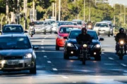 Detran pode impedir renovação da CNH de motoristas com irregularidades; veja quem será afetado