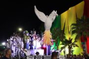 Desfile alegórico artístico em comemoração aos 131 anos de Petrolina acontece nesta segunda-feira