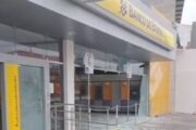Agência do Banco do Brasil é alvo de vandalismo e tem atendimento suspenso temporariamente em Petrolina