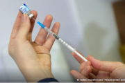 Vírus respiratórios ainda estão em alta no país, alerta Fiocruz