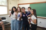 ACM Neto vota em Salvador e diz confiar em vitória no primeiro turno: “Chegou a hora de mudar a Bahia”