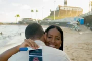 Grávida, esposa de repórter da TV Bahia anuncia fim do casamento